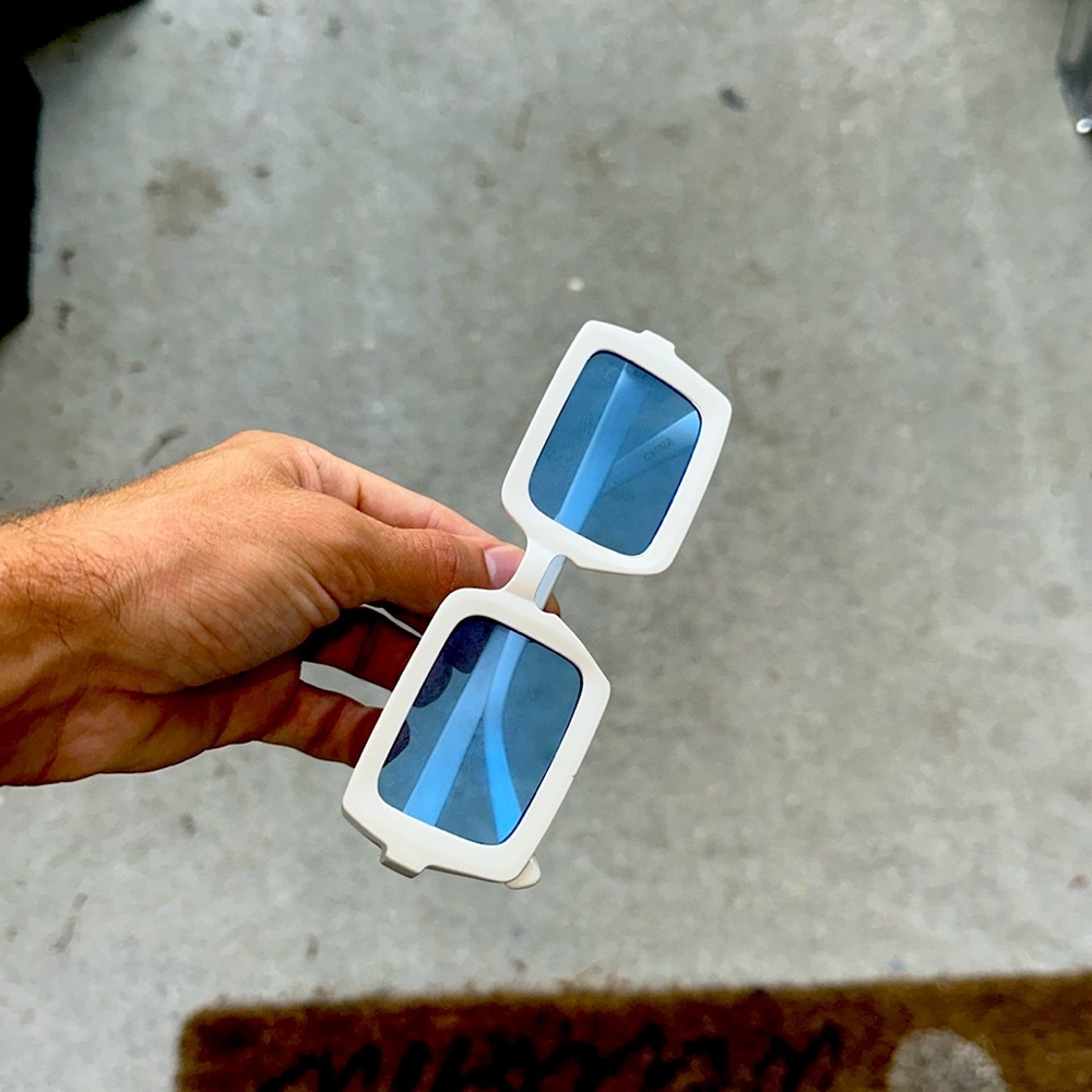 Designer glasses - Picture 5 of 5